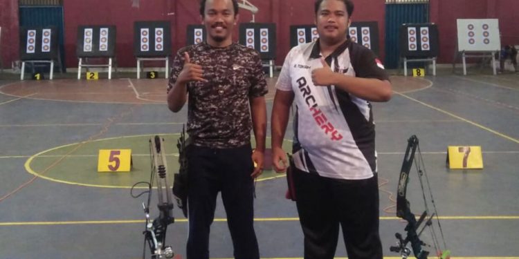 Foto dari Kiri: King Alias Raza, dapat 2 emas di divisi compound perorangan dan divisi compound eliminasi. (Dok. Istimewa)