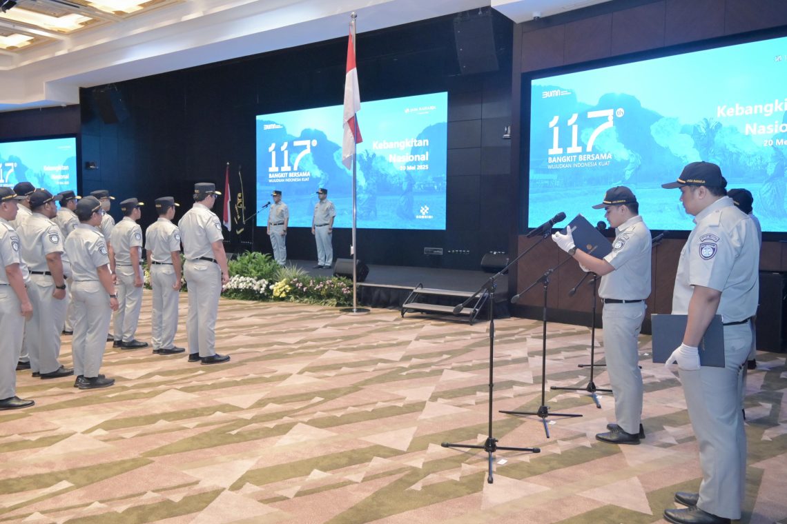 Jasa Raharja saat upacara Hari Kebangkitan Nasional di salah satu aula di Jakarta. (Dok: Humas Jasa raharja)