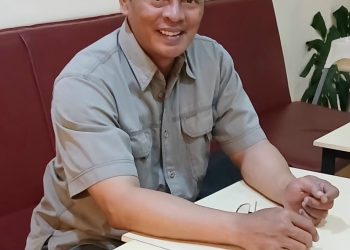 Yulfi Alfikri Noer S. IP., M. AP saat ditemui usai melakukan pertemuan di salah satu kafe di Kota Jambi, Jumat (31/10/2025). (Dok: Alpin)