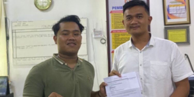 Perwakilan masyarakat Merangin resmi menyerahkan surat pemberitahuan aksi ke Polda Jambi, Rabu (29/10/2025).