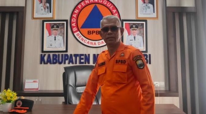 Kepala BPBD Muaro Jambi, Paruhuman Lubis saat dijumpai di Kantornya. Sabtu (29/11/2025). (Dok: Alpin)