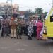Kapolres Bungo AKBP Natalena Eko C, S.Kom., M.Si, secara simbolis melepas tiga unit truk pengangkut bantuan kemanusiaan Polda Jambi dan Bhayangkari Daerah Jambi untuk korban bencana alam di Kabupaten Tanah Datar, Sumatera Barat.

Lokasi: Lapangan Apel Mapolres Bungo, Kabupaten Bungo, Jambi. (Dok: Rahmat)