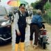 Wakil Wali Kota Sungai Penuh, Azhar Hamzah, meninjau kondisi luapan Sungai Batang Merao di Desa Simpang Tiga Rawang. Sabtu (29/11/2025). (Dok: Rahmat)