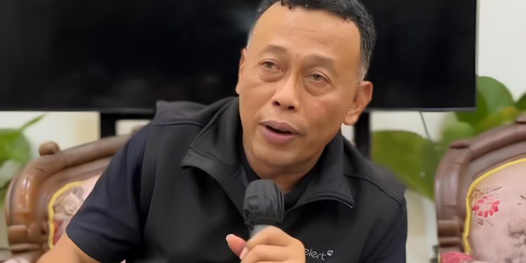 Menyoroti fakta terkini kasus dugaan korupsi dalam praktik mutasi jabatan yang menjerat Bupati Ponorogo, Sugiri Sancoko. (Dok: Instagram.com/@sugirisancoko26)