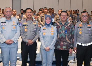 Plt. Direktur Utama Jasa Raharja, Dewi Aryani Suzana saat menghadiri apat Kerja Teknis (Rakernis) Direktorat Penegakan Hukum (Ditgakkum) Korlantas Polri Tahun Anggaran 2025 yang digelar di Bandung, Jawa Barat, Rabu (12/11/2025). (Dok: Jasa Raharja)
