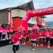 Ratusan peserta mengikuti ajang SMARTFREN Fun Run 2025 di Lapangan GOR Pandan, Tapanuli Tengah, Minggu (16/11/2025). (Dok: Rudi)