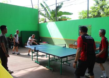 peserta saat mengikuti pertandingan olahraga HUT ke-66 Korem 042/Gapu di Makorem 042/Gapu, Jambi. (Dok: Rahmat)