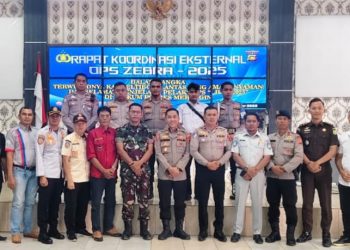 Penanggung Jawab Jasa Raharja Bangko, Rizoman Arora, saat hadir dalam rapat koordinasi eksternal yang berlangsung di Aula Polres Merangin, Selasa (26/11) lalu.  (Dok: Rudi)
