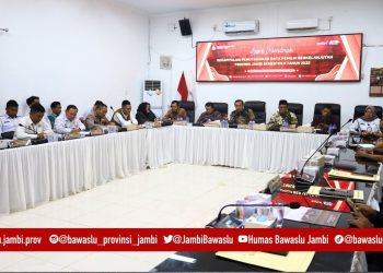 KPU Provinsi Jambi menggelar rapat pleno terbuka penetapan hasil Pemutakhiran Data Pemilih Berkelanjutan (PDPB) semester II tahun 2025 di aula Kantor KPU Provinsi Jambi di Aula Kantor KPU Provinsi Jambi, Kota Jambi. (Dok: Rahmat)