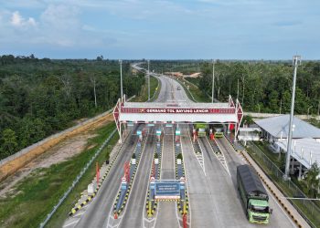 Suasana arus lalu lintas kendaraan di salah satu ruas Jalan Tol Trans Sumatera saat libur Natal 2025. (Dok: Hutama Karya)