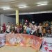 Pengurus FOPI Jambi bersama Wakil Rektor Universitas Jambi Fauzi Syam menyambut kepulangan empat atlet pétanque Jambi peraih medali SEA Games 2025 Thailand di Bandara Sultan Thaha Jambi. (Dok: Rahmat)