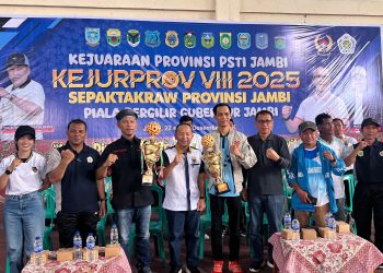 Pembukaan Kejurprov VIII Sepak Takraw Provinsi Jambi 2025 di Lapangan Tenis BPSDM Provinsi Jambi, Senin (22/12/2025) (Dok: Rahmat)