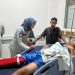 Plt Direktur Utama Jasa Raharja, Dewi Aryani Suzana menjenguk korban kecelakaan bus di salah satu rumah sakit di Kota Semarang, Jawa Tengah, Senin (22/12/2025) (Dok. Humas JR)