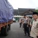 Gubernur Jambi Al Haris bersama Forkopimda melepas keberangkatan 23 armada bantuan kemanusiaan untuk korban bencana di Aceh, Sumut, dan Sumbar, di Posko Bencana Provinsi Jambi, Kamis (11/12/2025). (Dok: Rahmat)