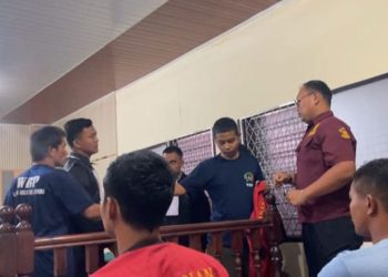 Sidang vonis kasus narkoba yang berlangsung di PN Jambi, kedua terdakwa divonis 20 dan 15 Tahun Penjara . (Dok: Alpin)