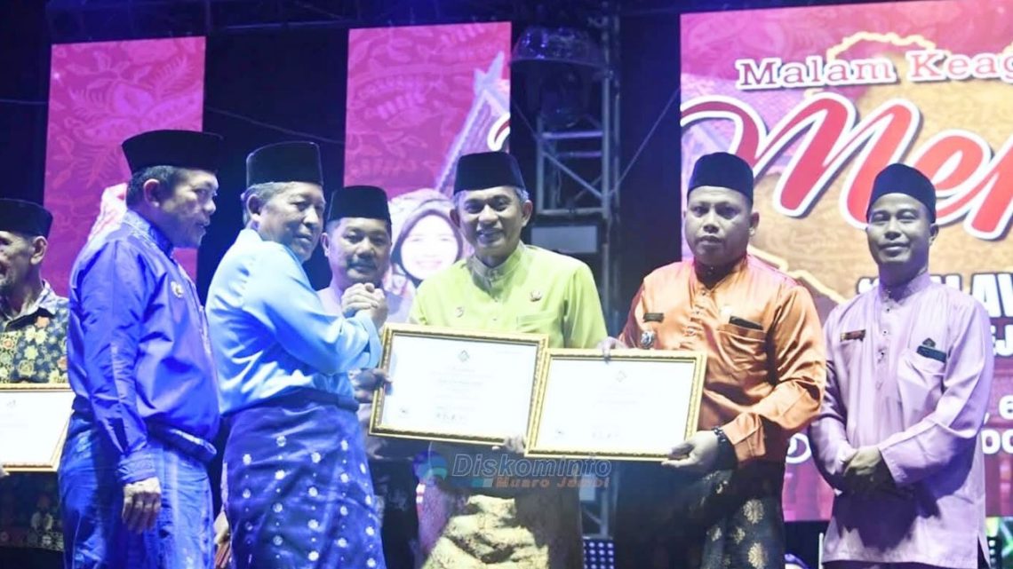 Dua karya budaya yang ditetapkan sebagai WBTB nasional yakni Lukah Gilo dari Desa Baru dan Tonel dari Desa Tebat Patah. (Dok: Rudi)