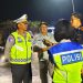 Petugas gabungan kepolisian dan instansi terkait melakukan penanganan di lokasi kecelakaan kereta api dan minibus di Kota Tebing Tinggi, Sumatra Utara, Rabu (21/1/2026).(Dok. Humas JR Jambi)