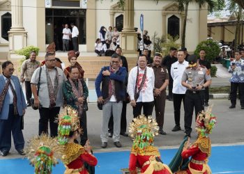 Kepala Kejaksaan Tinggi Jambi Sugeng Hariadi (tengah) menghadiri Kunjungan Kerja Spesifik Komisi III DPR RI di Polda Jambi, Kamis (22/1/2026).