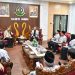 Kepala Kejati Jambi Sugeng Hariadi, S.H., M.H. menerima audiensi Ketua PGRI Provinsi Jambi Nanang Sunarya, S.Pd., M.Pd. beserta jajaran, membahas sinergi perlindungan hukum bagi guru dalam penerapan KUHP dan KUHAP baru. (Dok: Rahmat)