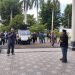 Aliansi Masyarakat Adat Melayu Jambi Bersatu menggelar aksi unjuk rasa di Gedung DPRD Kota Jambi, menuntut penutupan permanen tempat hiburan malam Helen’s Play Mart, Senin (12/1). (Dok: Rahmat)