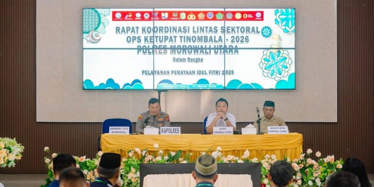 Kapolres Morowali Utara AKBP Reza Khomeini bersama Bupati Morut Delis Julkarson Hehi dan unsur Forkopimda mengikuti rapat koordinasi lintas sektoral persiapan Operasi Ketupat Tinombala 2026 di Polres Morut, Rabu (11/3/2026). (Dok: Istimewa)