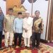 Ketua PWI Provinsi Jambi HR Ridwan Agus bersama jajaran pengurus saat melakukan safari open house Idul Fitri 1447 H ke sejumlah tokoh dan pejabat di Kota Jambi, Sabtu (21/3/2026),