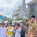 GubernurJambi Al Haris saat melepas mudik gratis Pemprov Jambi di Terminal Alam
Barajo.