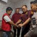 Tim Tabur Kejagung RI bersama Kejati Jambi saat mengamankan terpidana DPO kasus penggelapan miliaran rupiah di kawasan Talang Bakung, Kota Jambi, Kamis (16/4/2026). (DOk: Rudi)