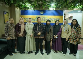 Wali Kota Jambi Maulana bersama jajaran melakukan pertemuan dengan Kementerian Keuangan RI di Jakarta. (Dok: Rudi)