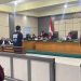 Terdakwa pembunuhan dan penggelapan mobil Pajero Sport, Dede Maulana, menjalani sidang vonis di Pengadilan Negeri Jambi. (Dok: Rudi)