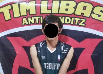 Unit Reskrim Polsek Jelutung berhasil mengamankan terduga pelaku pencurian meteran air di kawasan Jalan Untung Suropati, Kota Jambi. (Dok: Alpin)