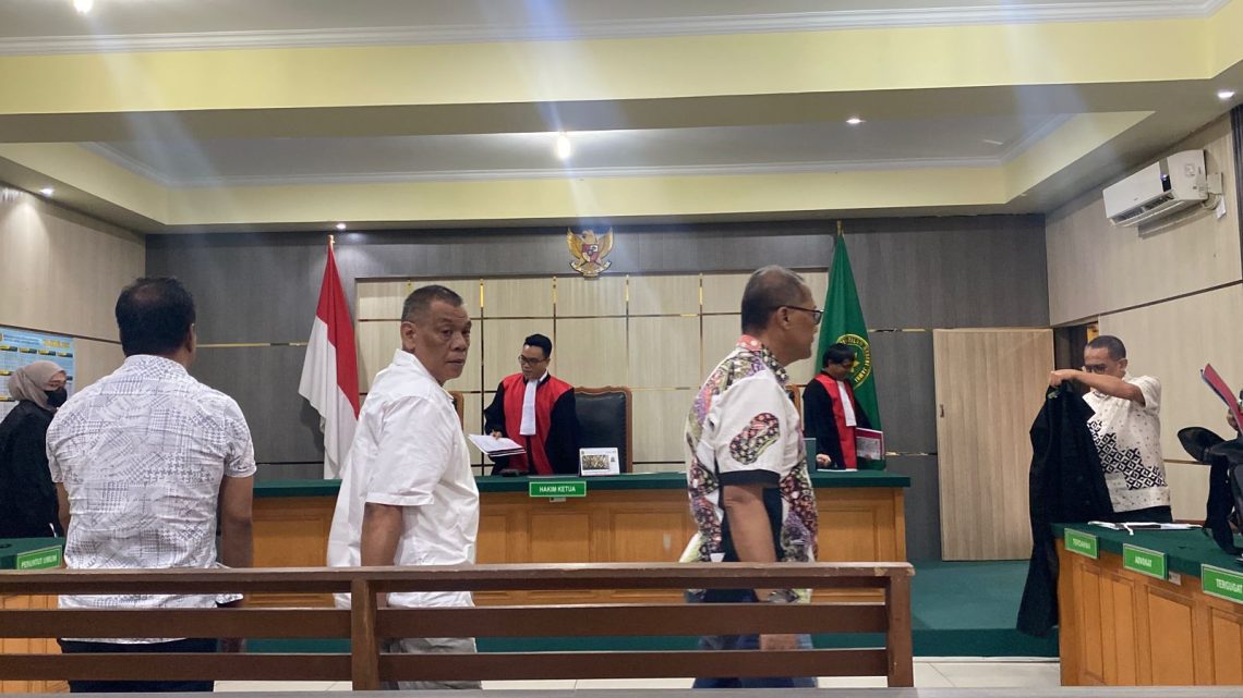 Sidang perkara dugaan korupsi Dana Alokasi Khusus (DAK) pengadaan peralatan praktik SMK di Pengadilan Negeri Jambi kembali digelar, Senin (18/5/2026). (Dok: Rudi)