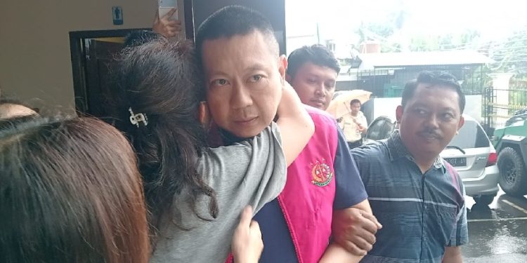 Komisaris Utama PT Prosympac Agro Lestari, Bengawan Kamto, usai menjalani sidang putusan kasus dugaan korupsi kredit macet Rp105 miliar di Pengadilan Negeri Jambi. (Dok: Redaksi)