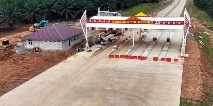 Gerbang Tol Betung. (Dok: instagram @hutamakaryatollroad)