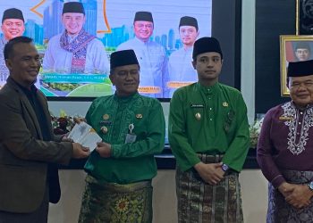 Wali Kota Jambi, Maulana saat menghadiri Sosialisasi Event Jambi Berkilau Haji 2026 di Aula Bapperida Kota Jambi. (Dok: Rahmat)