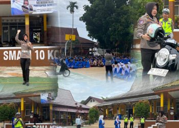 Tim Subdit Kamsel Ditlantas Polda Jambi memberikan edukasi keselamatan berlalu lintas dan praktik safety riding kepada siswa SMAN 10 Kota Jambi dalam program “Police Go To School”, Jumat (8/5/2026). (Dok: Alpin)