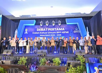 Kapolda Jambi Irjen Pol. Krisno H. Siregar menghadiri debat perdana calon Ketua Umum BPP HIPMI Masa Bakti 2026-2029 di BW Luxury Hotel Jambi, Sabtu (9/5/2026). (Dok: Alpin)