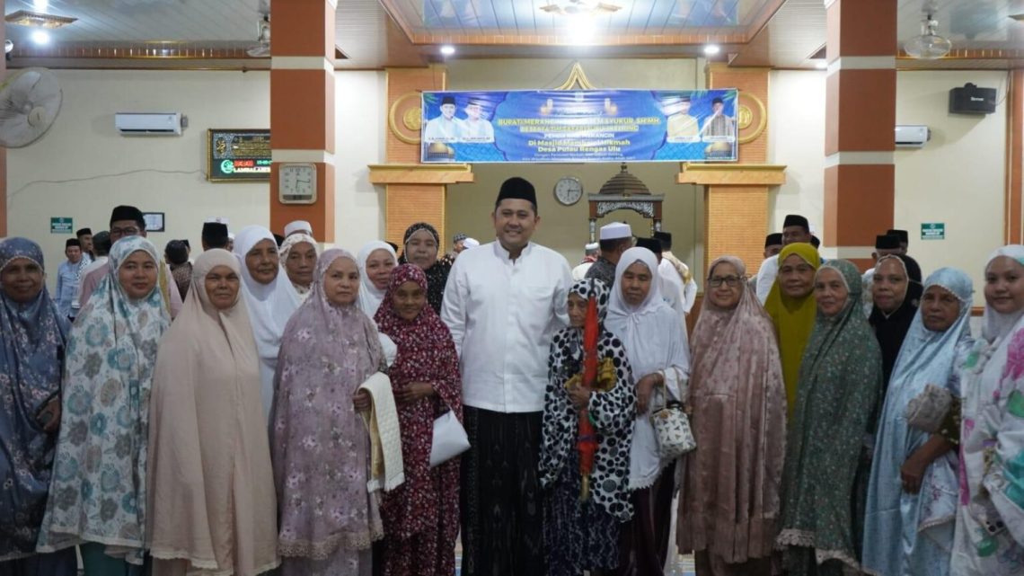 Bupati Merangin M. Syukur bersama Wakil Bupati, Sekda, dan jajaran OPD melaksanakan Subuh Keliling di Masjid Mamba’ul Hikmah, Desa Pulau Rengas Ulu, Kecamatan Bangko Barat, Jumat (15/05/2026). (Dok: Rahmat)