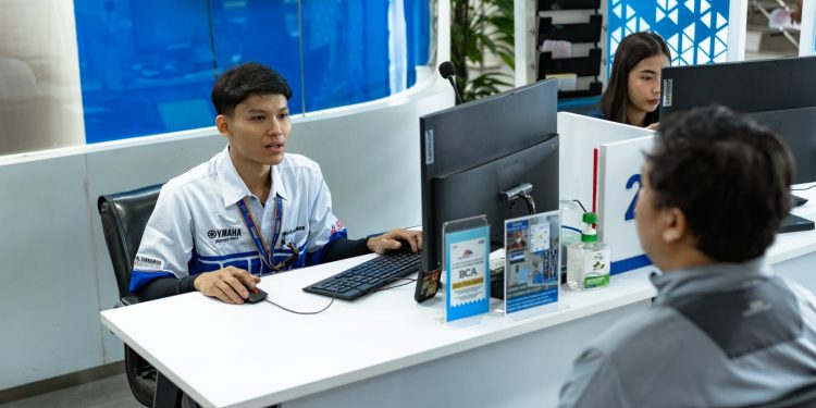 Yamaha menghadirkan berbagai layanan servis premium dan digital untuk mendukung kenyamanan pengendara saat touring jarak jauh. (Dok: Yamaha DDS Jambi)