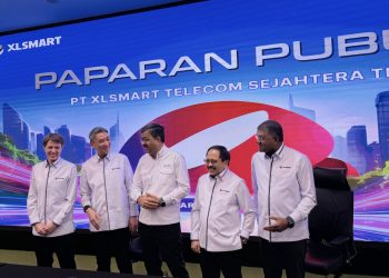 Presiden Direktur & CEO XLSMART, Rajeev Sethi menyampaikan paparan kinerja perusahaan dalam RUPST Tahun Buku 2025 di Jakarta. (Dok:  Corporate Communications & Sustainability XLSMART)