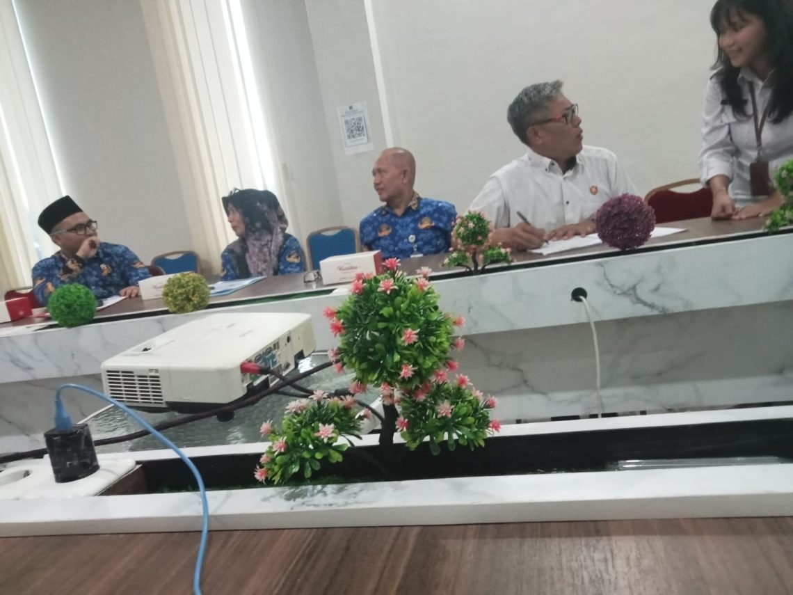 Peserta Rapat di Kanwil HAM, Rabu (20/5) di ruang Rapat Kanwil Kemenkum Jambi. (Dok: Arwani)