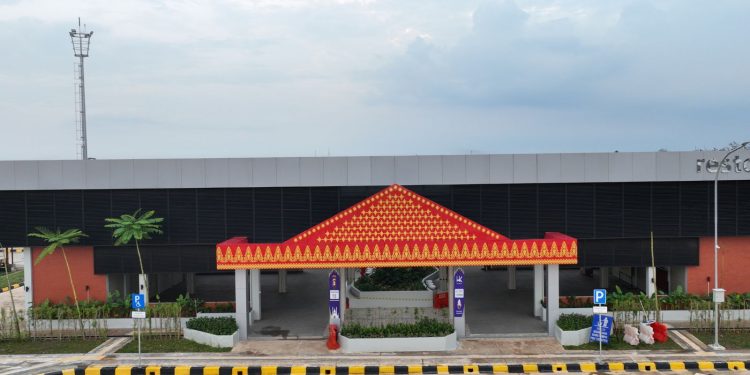 PT Hutama Karya Infrastruktur merampungkan pembangunan rest area Jalan Tol Palembang–Betung Seksi 3 Struktur yang dilengkapi fasilitas modern dan area UMKM. (Dok: Hutama Karya)