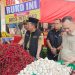 Wakil Gubernur Jambi Abdullah Sani bersama TPID, Satgas Pangan Polda Jambi, dan Forkopimda saat memantau harga serta ketersediaan bahan pokok di Pasar Angso Duo Jambi, Selasa (26/5/2026). (Dok: Alpin)