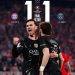 Pemain Paris Saint-Germain merayakan keberhasilan lolos ke final Liga Champions UEFA 2025–26 usai menahan imbang Bayern Munich 1-1 di Allianz Arena. (Dok: Instagram @PSG)