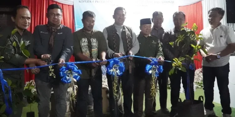 Pelepasan ekspor 20 ton kopi Fine Robusta asal Desa Lempur, Kecamatan Gunung Raya, Kabupaten Kerinci. (Dok: Redaksi)