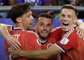 Sejumlah pemain timnas Skotlandia berselebrasi setelah tercipta gol ke gawang Haiti saat laga awal Grup C Piala Dunia 2026 di Boston Stadium, AS, Minggu. (DOk: X/FifaWorldCup)