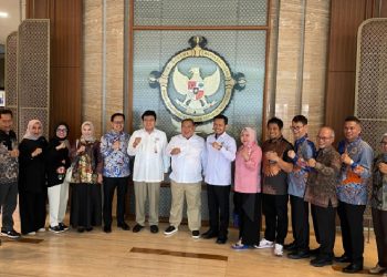 Ketua DPRD Kabupaten Muaro Jambi, Aidi Hatta, saat menghadiri pertemuan strategis Adkasi bersama BPK RI. (Dok: Redaksi)