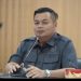 Ketua DPRD Kota Jambi Kemas Faried saat menghadiri peluncuran Program Jaminan Sosial Ketenagakerjaan (Jamsostek) bagi Pekerja Rentan Kota Jambi Tahun 2026 di Aula Griya Mayang, Rumah Dinas Wali Kota Jambi. (Dok: Redaksi)