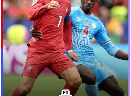 Kapten Portugal, Cristiano Ronaldo, berusaha melewati kawalan pemain Republik Demokratik Kongo dalam laga Grup K Piala Dunia 2026 di Houston Stadium, Amerika Serikat. (DOk: Instagram @fifaworldcup)