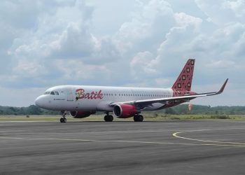 Pesawat Batik Air Pertama Mendarat di Bandara Muara Bungo.  (Dok: Alpin)